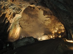 Camuy Caverns... Visits to Camuy Caverns (Parque Nacional de las Cavernas del Río Camuy)