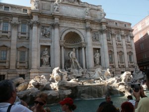 Other Italian Sights Fontana di Trevi, Piazza Navona, Piazza di Spagna - "La barcaccia", et al. (Aug 02)