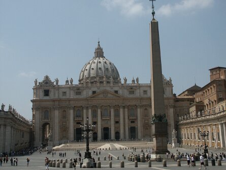 St. Peters Basilica di San Pietro (5 Aug 02)