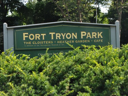 Fort Tryon Park Fort Tryon Park (11 July 2009)