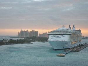 Nassau Cruise (4 Dec 11) Cruise to Nassau, Bahamas (4 December 2011)