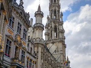 Grand-Place (29 Jun-3 Jul) Visits to Grand-Place (29 June - 3 July 2017)
