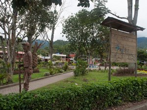 Mindo Mindo (Lunch in Mindo, Zipline in the Mindo Rain Forest, Hike in the Mindo Rain Forest)