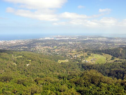 Mt Keira A visit to Mt Keira (Wollongong, New South Wales, Australia) -- 29 December 2012