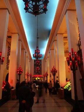 L&#39;Oratoire Saint-Joseph (29 Nov 03)    [ JHB Travel Photos ]