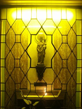 L&#39;Oratoire Saint-Joseph (29 Nov 03)    [ JHB Travel Photos ]