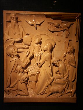 Christmas displays -- L&#39;Oratoire Saint-Joseph (29 Nov 03)    [ JHB Travel Photos ]