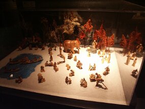 Christmas displays -- L&#39;Oratoire Saint-Joseph (29 Nov 03)    [ JHB Travel Photos ]