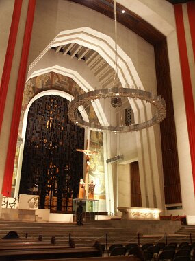 L&#39;Oratoire Saint-Joseph (29 Nov 03)    [ JHB Travel Photos ]