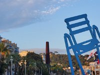 2023-05-24 20.14.44 La chaise bleue de SAB -- Nice - 24-May-23