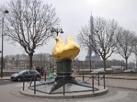 DSC_2457 The Liberty Torch & La Tour Effeil -- Pre-New Year in Paris (Île-de-France, France)