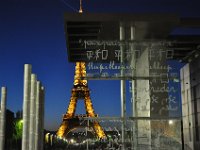 DSC_9625 Visiting the Eiffel Tower/La Tour Eiffel and the Peace Memorial -- A few days in Paris, France (21 April 2012)