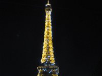 DSC_9635 Visiting the Eiffel Tower/La Tour Eiffel -- A few days in Paris, France (21 April 2012)