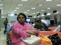 04-03-07_0706 Waiting in the domestic terminal at the airport in Delhi