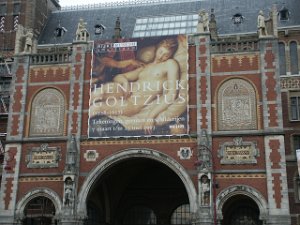Rijksmuseum (closed) Rijksmuseum (2 May 03)