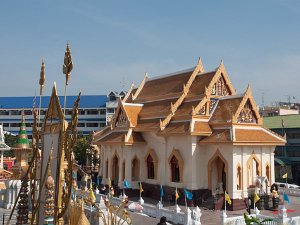 Wat Traimit/Golden Buddha Temple A visit to Wat Traimit - Temple Of Golden Buddha -- 24 December 2014