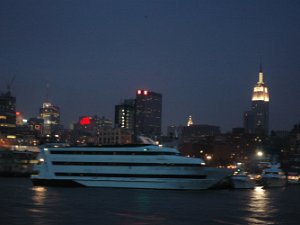 Circle Line Night Cruise (Sep 06) Circle Line Night Cruise around Manhattan (23 September 2006)