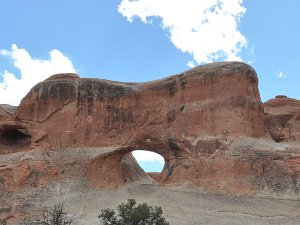 The Tunnel Arch A visit to The Tunnel Arch and Pine Tree Arch in Arches National Park (1 September 2012)